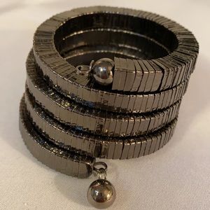 Vintage Funky cool unique coil bracelet
